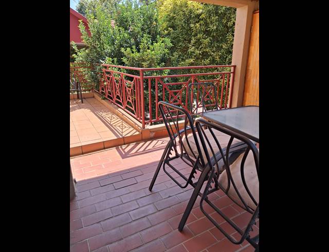 2 BEDROOM FLAT FOR SALE IN ABRAHAMSRUST